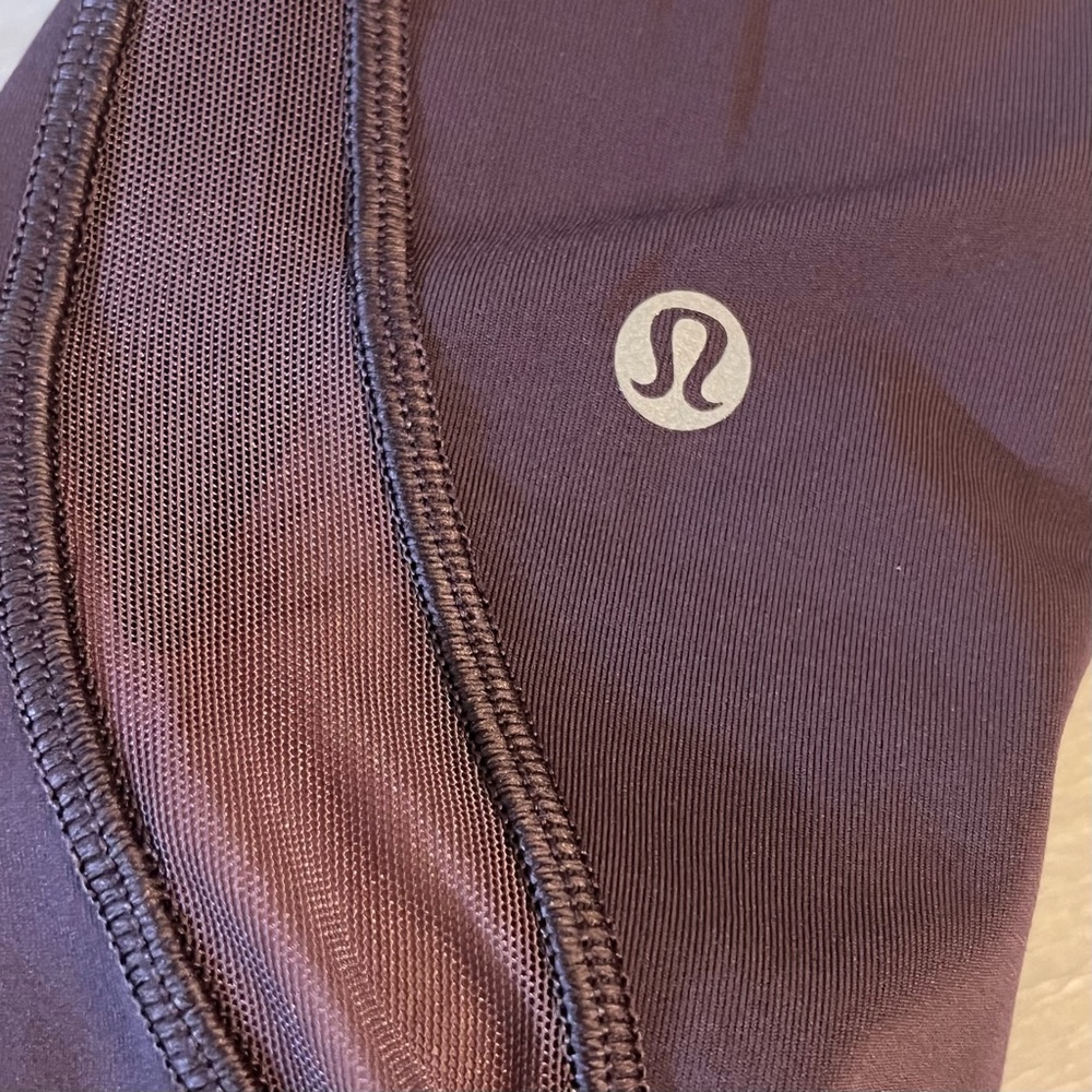 Lululemon Invigorate 7/8 Tight (25") - Picture 11 of 14